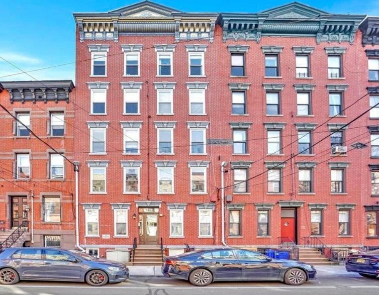 Funky & Colorful Urban Getaway, 20 Minutes To Nyc Apartment Hoboken Bagian luar foto